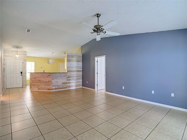 12730 KINGS LAKE DRIVE, Gibsonton, FL 33534