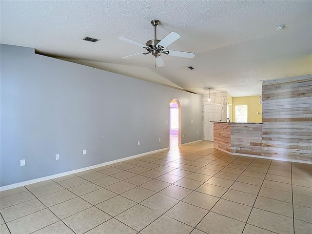 12730 KINGS LAKE DRIVE, Gibsonton, FL 33534