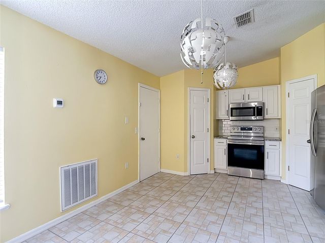 12730 KINGS LAKE DRIVE, Gibsonton, FL 33534