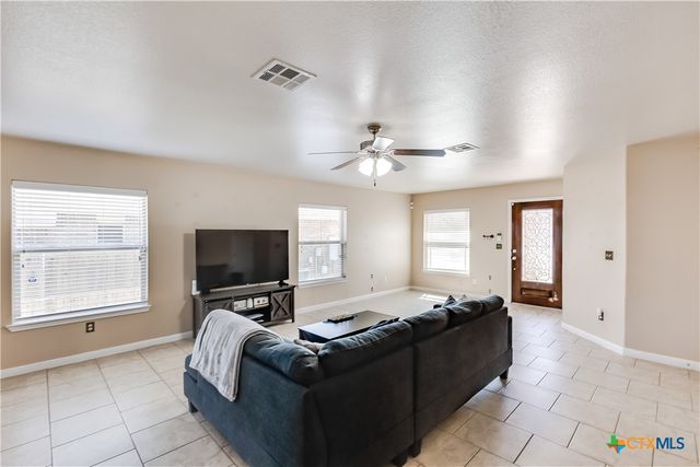 301 W Vega Lane, Killeen, TX 76542