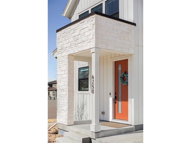 6250 Stable View St, Castle Pines, CO 80108