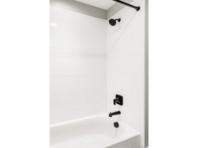 6250 Stable View St, Castle Pines, CO 80108