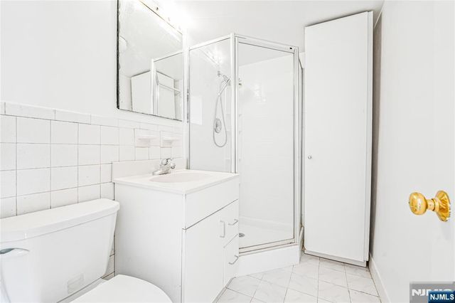 2185 Lemoine 5B, Fort Lee, NJ 07024