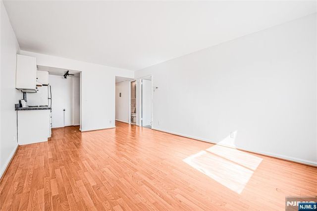 2185 Lemoine 5B, Fort Lee, NJ 07024