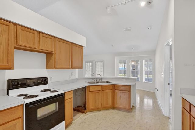 899 S THACKER AVENUE, Kissimmee, FL 34741
