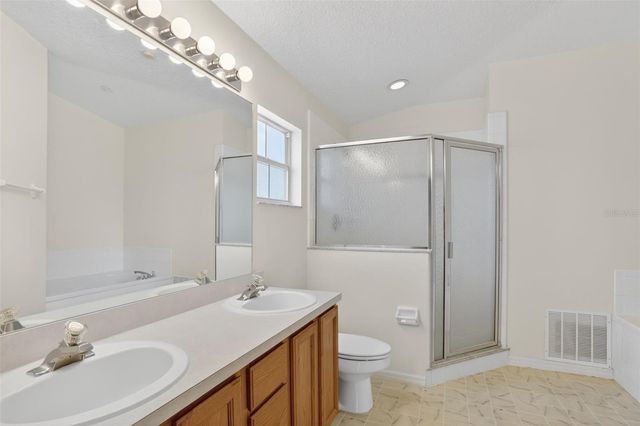 899 S THACKER AVENUE, Kissimmee, FL 34741