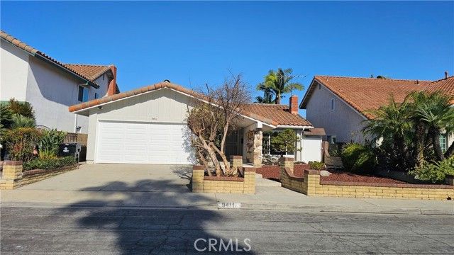 9411 Russell, Garden Grove, CA 92844