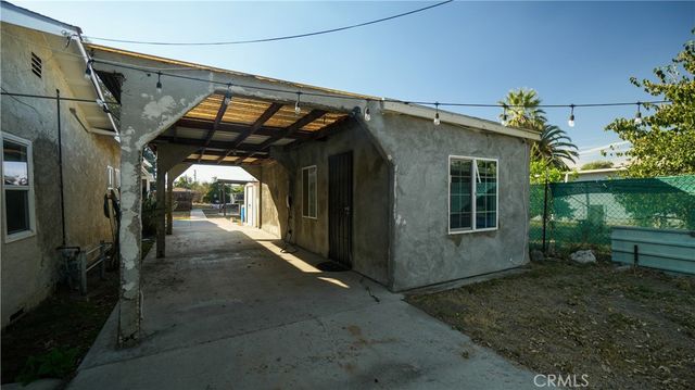 2314 S Artesia, San Bernardino, CA 92408