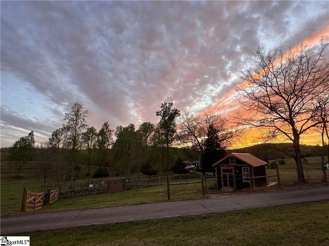 144 Porter Road, Pickens, SC 29671