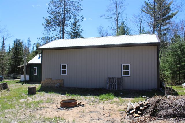 11401 Little George Lake Road, Gladwin, MI 48624