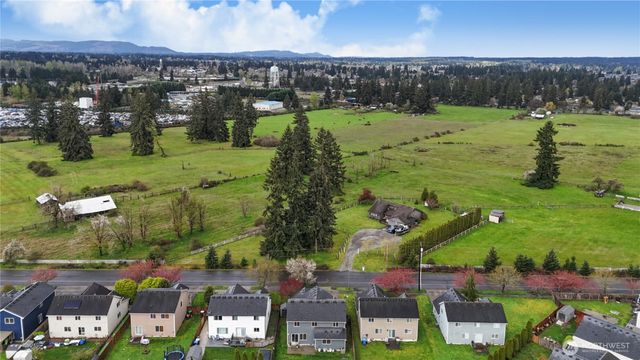 9114 Canal Road SE, Yelm, WA 98597