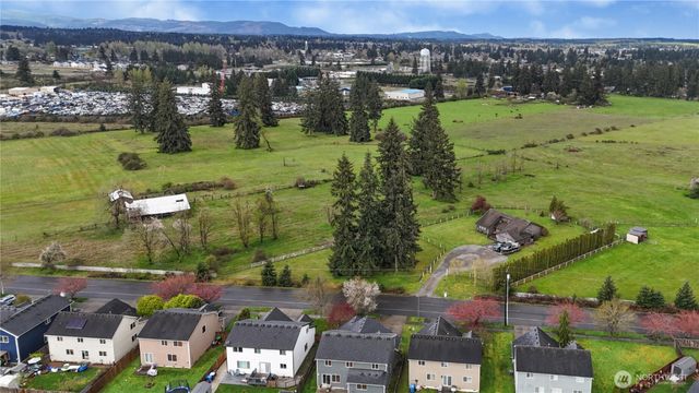 9114 Canal Road SE, Yelm, WA 98597