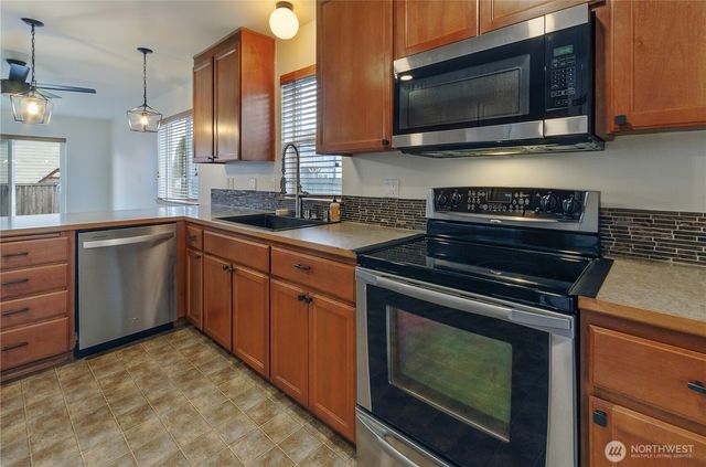 9114 Canal Road SE, Yelm, WA 98597