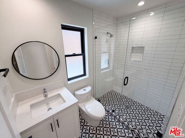 8723 Lookout Mountain Avenue, Los Angeles, CA 90046