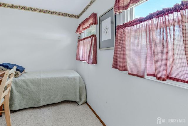 11 Cypress Drive, Monroe, NJ 08831