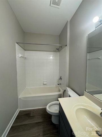 10676 Hill Point Court, Charlotte, NC 28262