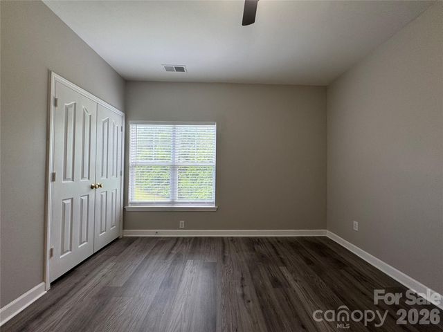 10676 Hill Point Court, Charlotte, NC 28262