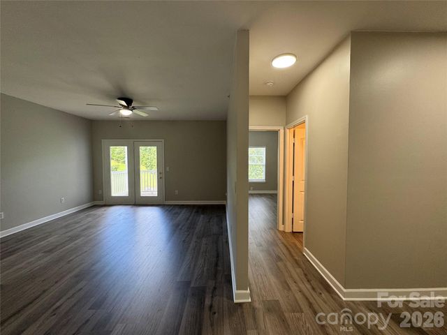 10676 Hill Point Court, Charlotte, NC 28262