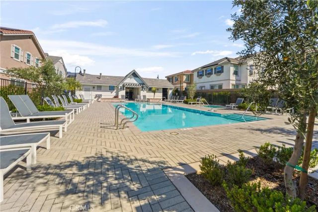 15232 Horizon Street 4, Fontana, CA 92336