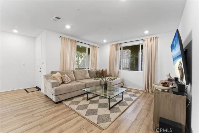 15232 Horizon Street 4, Fontana, CA 92336