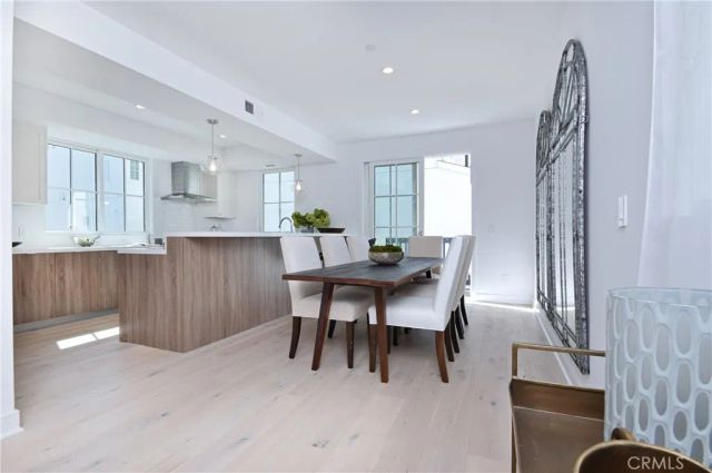 4641 Cahuenga Boulevard, Toluca Lake, CA 91602