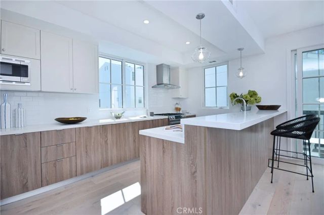 4641 Cahuenga Boulevard, Toluca Lake, CA 91602