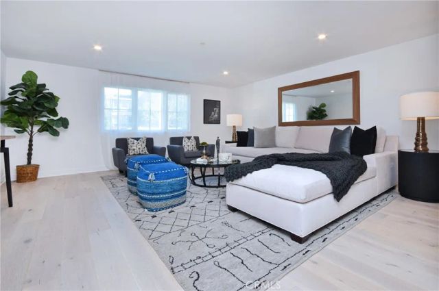 4641 Cahuenga Boulevard, Toluca Lake, CA 91602