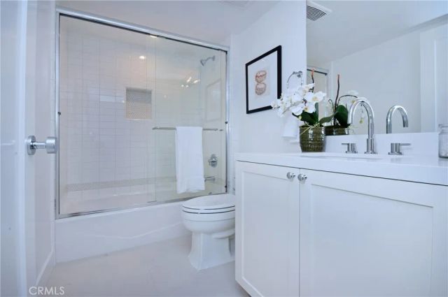 4641 Cahuenga Boulevard, Toluca Lake, CA 91602