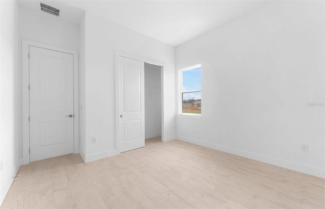 37297 ARKANSAS LANE, Zephyrhills, FL 33540