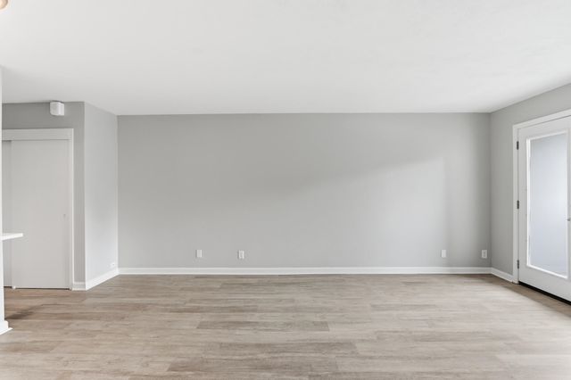 2277 Union Ave Apt 409, Memphis, TN 38104