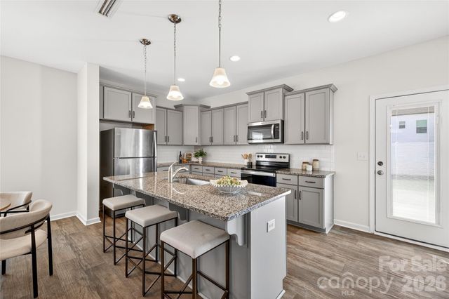 5141 Thomasville Drive 165, Belmont, NC 28012