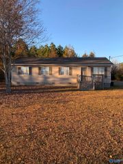 325 Honea Lane, Owens Cross Roads, AL 35763