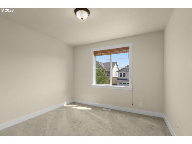 17435 Sw FOREST HOLLOW St, Beaverton, OR 97007