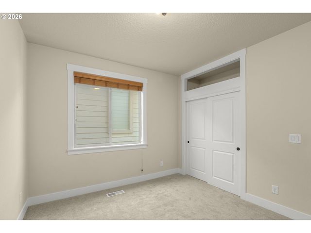 17435 Sw FOREST HOLLOW St, Beaverton, OR 97007