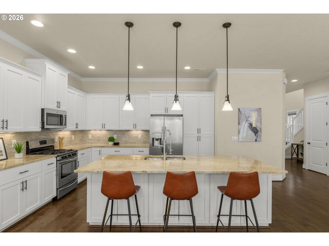 17435 Sw FOREST HOLLOW St, Beaverton, OR 97007