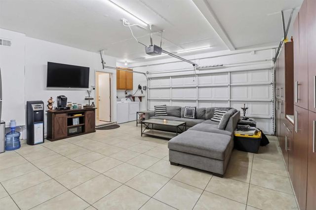 1003 Anza Ct, El Cajon, CA 92020