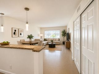 251 SE 6th Avenue 4, Pompano Beach, FL 33060