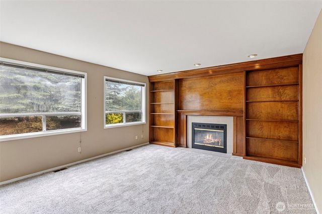 32521 13th Avenue SW, Federal Way, WA 98023