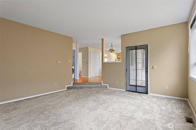 32521 13th Avenue SW, Federal Way, WA 98023