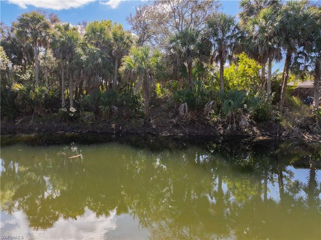 26049 Cuneo RD, Punta Gorda, FL 33955