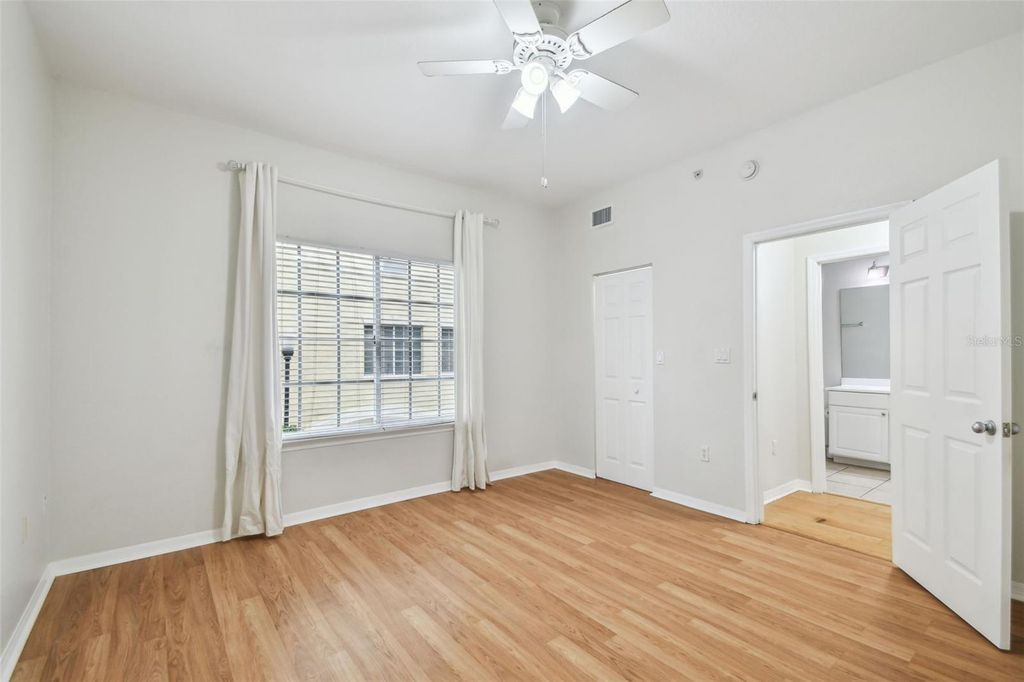 Image 32 of property listing at 119 BEACH HAVEN LANE, Tampa, FL 33609