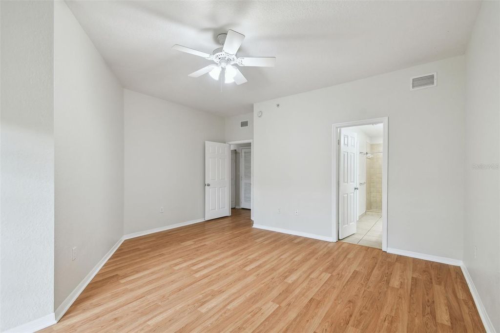 Image 37 of property listing at 119 BEACH HAVEN LANE, Tampa, FL 33609