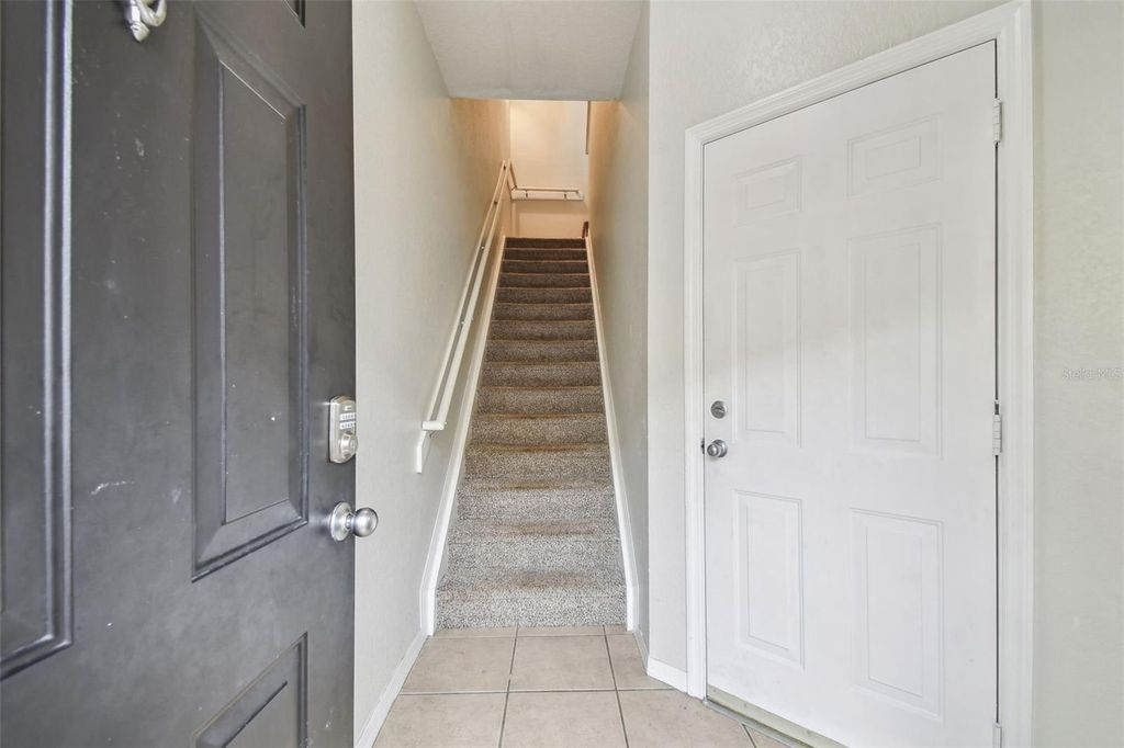 Image 7 of property listing at 119 BEACH HAVEN LANE, Tampa, FL 33609