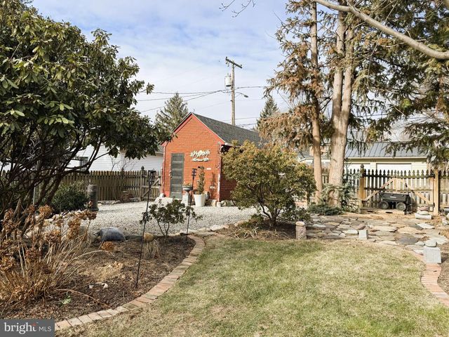 605 FAIRVIEW AVE, Frederick, MD 21701