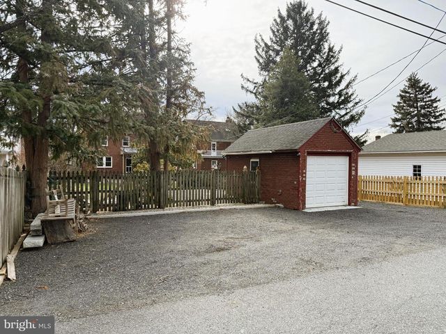 605 FAIRVIEW AVE, Frederick, MD 21701