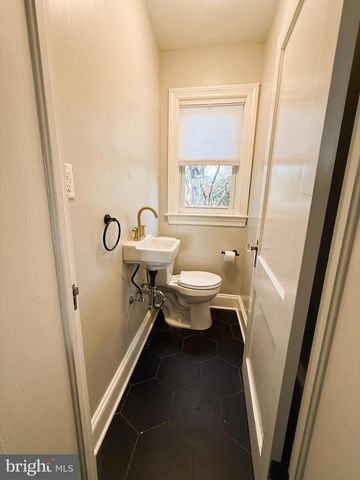 605 FAIRVIEW AVE, Frederick, MD 21701