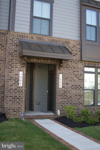 1697 DUNNINGTON PL, Dumfries, VA 22026