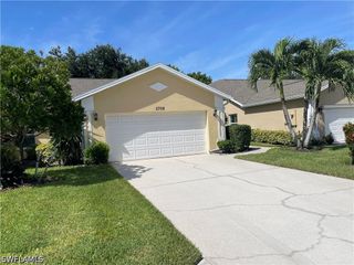 5708 Greenwood CIR 48, Naples, FL 34112