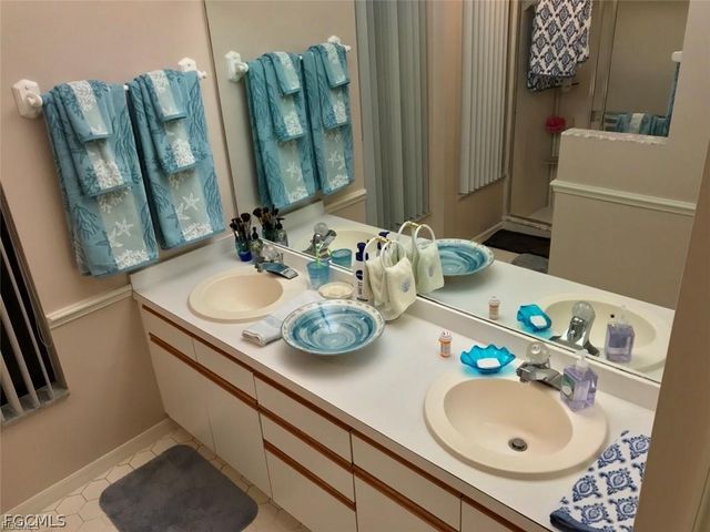 6645 wakefield DR, Fort Myers, FL 33966