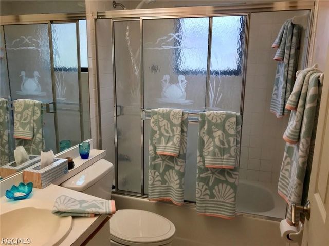 6645 wakefield DR, Fort Myers, FL 33966